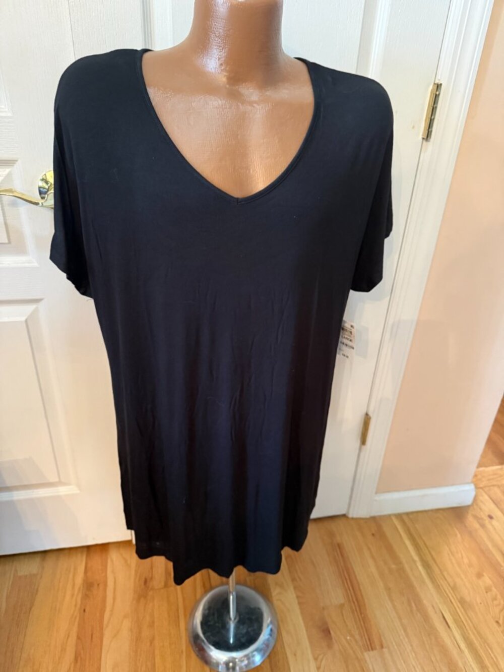 ALFANI INTIMATES Women's Black Ultra Soft V- Nightgown  XXL orig $39.50 New/tags